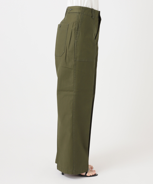 Spick & Span(スピックアンドスパン)の「《WEB限定カラー有り》バックサテンストレッチベイカーパンツ(カーゴパンツ・レディース・カーキ/ブラウン/ベージュ・38/36/34/40)」の12枚目の写真
