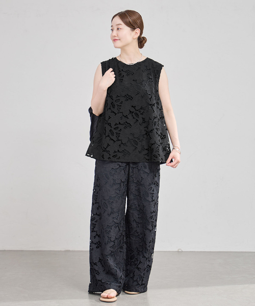 IENA(イエナ)の「《セットアップ対応》バックデザインノースリーブブラウス(シャツ/ブラウス・レディース・ブラック・FREE)」の2枚目の写真