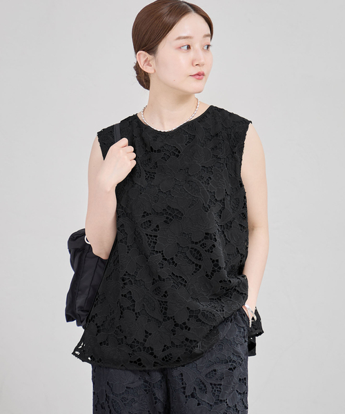 IENA(イエナ)の「《セットアップ対応》バックデザインノースリーブブラウス(シャツ/ブラウス・レディース・ブラック・FREE)」の3枚目の写真