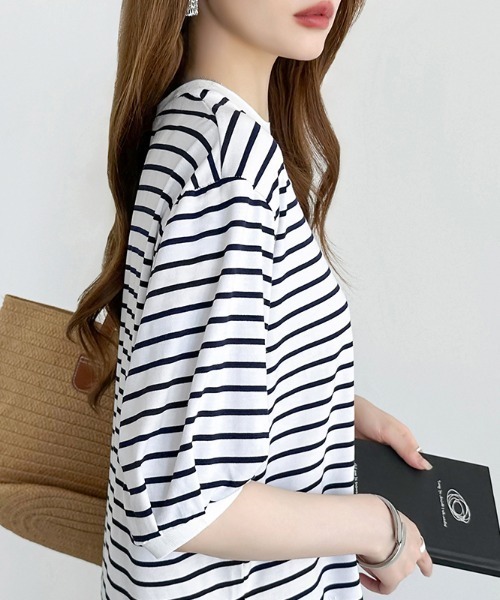 COCOMOMO（ココモモ）の「レースドッキングボーダーTシャツ 裾レース Tシャツ レース ドッキング トップス ボーダー ボーダーTシャツ レースドッキング 半袖 カットソー 裾レースドッキング 春服 夏服（Tシャツ/カットソー・レディース・ブラック/ホワイト・FREE）」の6枚目の写真
