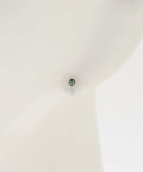 Steven Alan(スティーブンアラン)の「<Toile>EMERALD STUD EARRING/シングルピアス(ピアス(片耳用)・レディース・ケリーグリーン・FREE)」の3枚目の写真