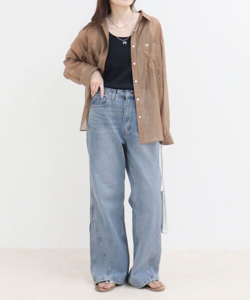 fredy emue(フレディエミュ)の「セミフレア切替デニムパンツ(デニムパンツ・レディース・グレイッシュベージュ/サックスブルー・36/38)」の7枚目の写真