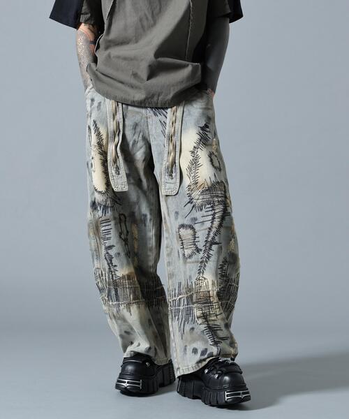 L.H.P(エルエイチピー)の「MAVYTH/メヴィス/W-ZIP EMBROIDERY WIDE DENIM PANT(デニムパンツ・レディース・ブルー系その他3・L/M)」の2枚目の写真