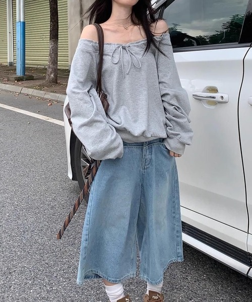 SHERU(シェル)の「【2WAY】シャーリングネック ドロストリボン スウェット トレーナー(スウェット・レディース・ベージュ/グレー・M)」の12枚目の写真
