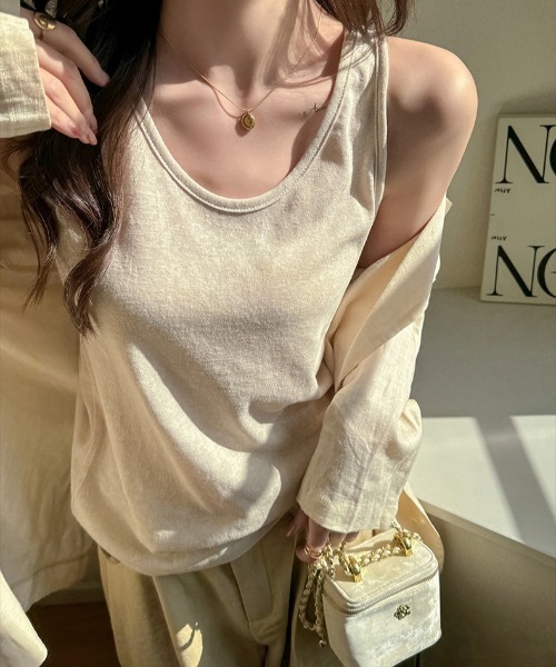 JOCOSA(ジョコサ)の「オーバーサイズ シアータンクトップ(タンクトップ・レディース・イエロー/ピンク/ベージュ/ブラック/ホワイト・XL/S/M/L)」の3枚目の写真