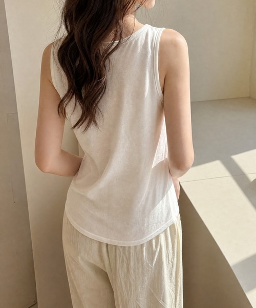 JOCOSA(ジョコサ)の「オーバーサイズ シアータンクトップ(タンクトップ・レディース・イエロー/ピンク/ベージュ/ブラック/ホワイト・XL/S/M/L)」の10枚目の写真