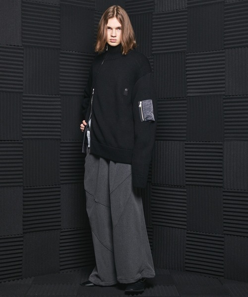 MAISON SPECIAL(メゾンスペシャル)の「《UNISEX》アシンメトリーフロントジップMA-1ディティールプライムオーバードライバーズニット/Asymmetric Front-Zip MA-1 Detail Prime-Over Driver's Knit【MAISON SPECIAL/メゾンスペシャル】(カーディガン/ボレロ・メンズ・ブルー/ライトグレー/ブラック・0/2/1)」の4枚目の写真