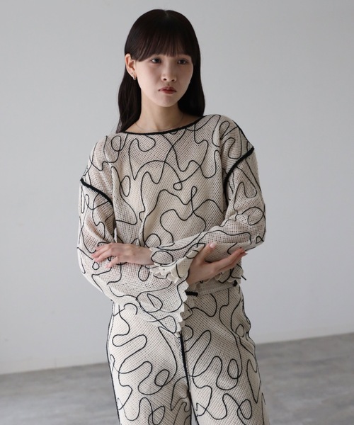 コード刺繍シアーメッシュトップス/エンブロイダリー
