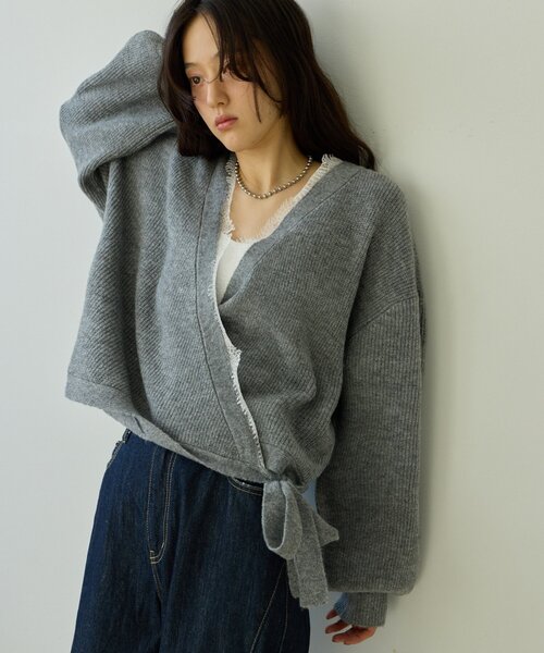 DISCOAT(ディスコート)の「【Noka】レース使いカシュクールカーディガン《WEB限定》(カーディガン/ボレロ・レディース・グレー/ブラウン/オフホワイト・FREE)」の17枚目の写真