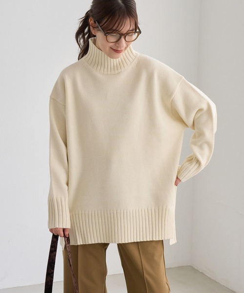 ROPE' PICNIC(ロペピクニック)の「【WEB限定】サイドスリットニットハイネックプルオーバー/イージーケア(ニット/セーター・レディース・キナリ/ライトグレー/サックスブルー/ピンク/ダークブラウン/グレー系その他・FREE)」の2枚目の写真