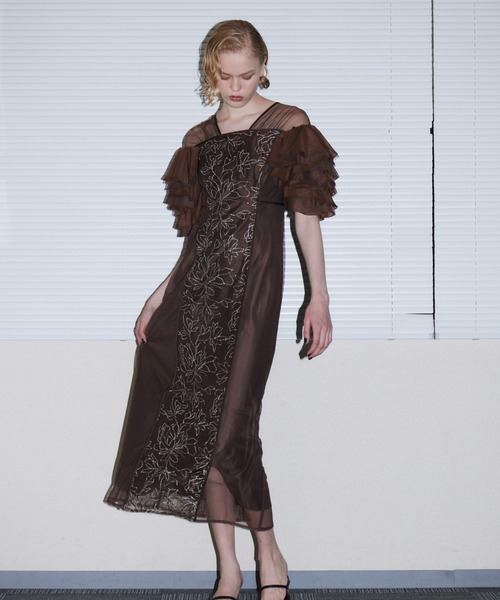 ANDRESD(アンドレスド)の「スパンコールラッフルドレス / SPANGLE RUFFLE DRESS(ドレス・レディース・ブラック/グレー/イエロー/ブラウン・S/M/L)」の3枚目の写真