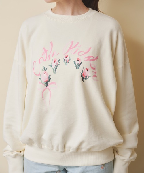 Cath Kidston(キャスキッドソン)の「プリントスウェットトップス Ribbon Floral(スウェット・レディース・グレー/ブラウン/サックスブルー/アイボリー/ライトピンク・FREE)」の2枚目の写真