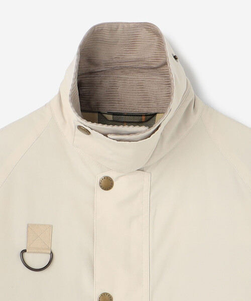 Barbour(バブアー)の「Barbour | 〈別注〉PEACH BLYTH ショートジャケット WOMEN(カバーオール・レディース・オフホワイト/オリーブ/ブラック・S)」の8枚目の写真