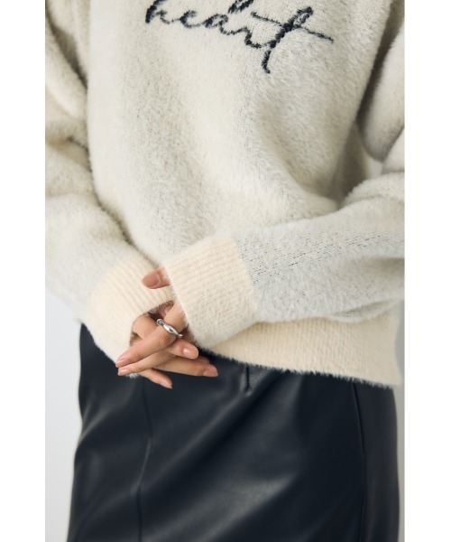 AZUL by moussy(アズールバイマウジー)の「シャギーアソートロゴニット 秋服 冬服(ニット/セーター・レディース・アイボリー/グレー/ブラウン/ピンク・FREE)」の14枚目の写真