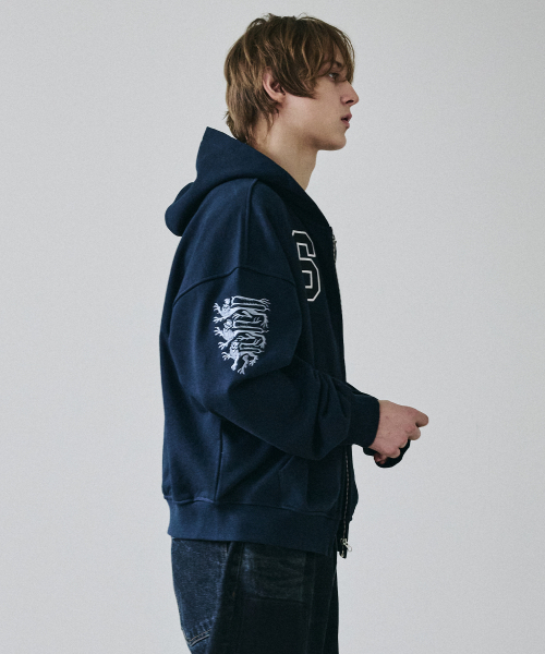 MAISON MINED（メゾンミネド）の「ナイト フードジップアップ ネイビー（パーカー・メンズ・その他・SMALL/MEDIUM/LARGE）」の2枚目の写真