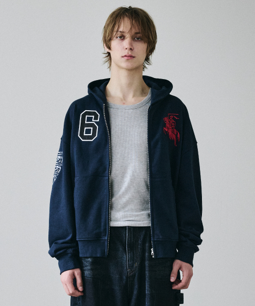 MAISON MINED（メゾンミネド）の「ナイト フードジップアップ ネイビー（パーカー・メンズ・その他・SMALL/MEDIUM/LARGE）」の3枚目の写真