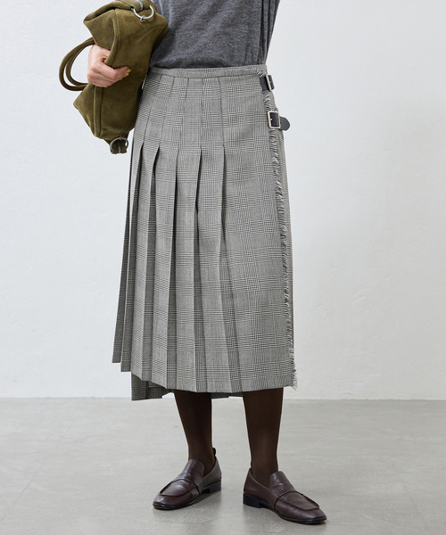 IENA(イエナ)の「O'neil of Dublin/オニールオブダブリン 別注 キルトスカート A16181(スカート・レディース・ブルー系その他/ブラック/カーキ・FREE)」の8枚目の写真