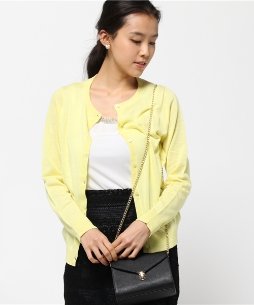 ikka（イッカ）の「14Gシルク混カーディガン（カーディガン/ボレロ・レディース・イエロー/ネイビー/オフホワイト/グレー/グリーン・LARGE/MEDIUM）」の5枚目の写真