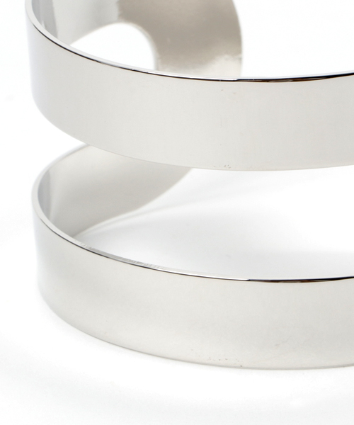 ACC.（エーシーシー.）の「メタリックバングル（バングル/リストバンド・レディース・ゴールド/シルバー・FREE）」の4枚目の写真