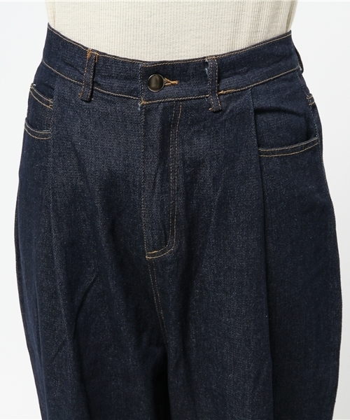MERLOT（メルロー）の「デニムワイドテーパードパンツ3970（デニムパンツ・レディース・ブルー/ネイビー/ライトブルー・FREE）」の11枚目の写真