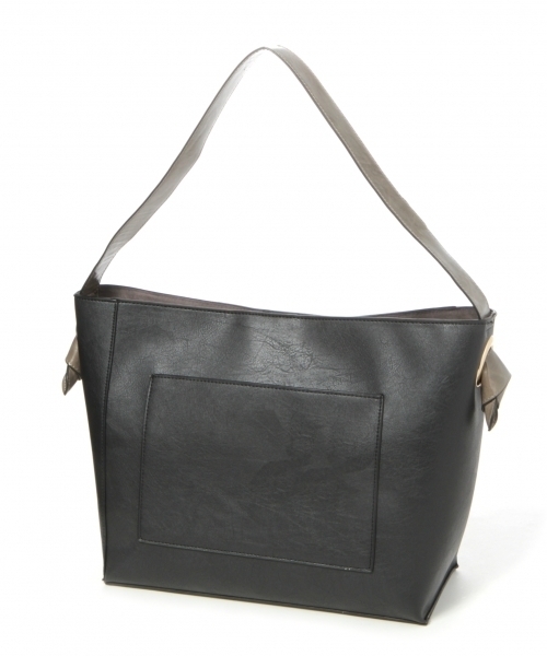 LEPSIM(レプシィム)の「ムスビハンドルトートバッグ 743260(トートバッグ・レディース・ブラック/ライトベージュ・ONE SIZE)」の3枚目の写真