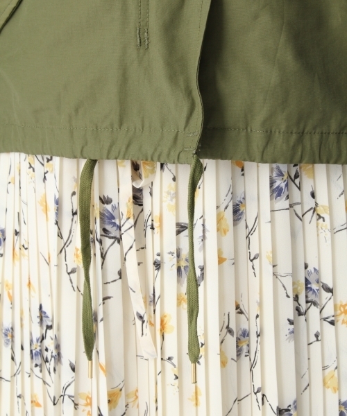 Andemiu（アンデミュウ）の「マウンテンパーカー748844（マウンテンパーカー・レディース・ベージュ/カーキ・MEDIUM/SMALL）」の9枚目の写真