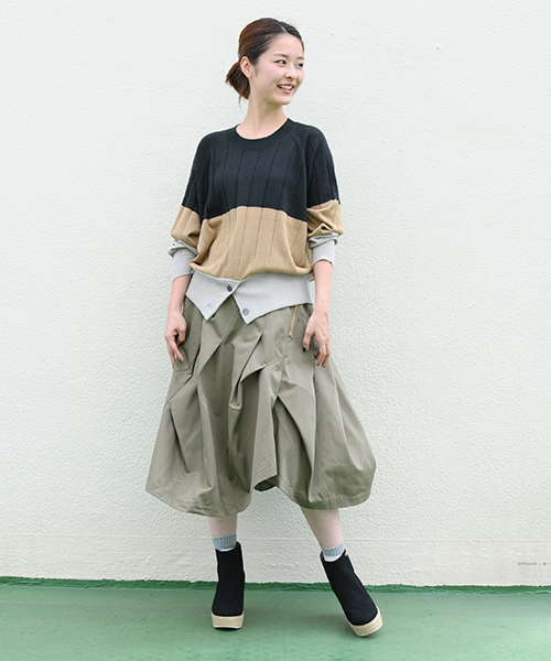 mercibeaucoup,(メルシーボークー)の「B:トタンイロニット(ニット/セーター・レディース・ホワイト/ブラック/グレー/ネイビー・01)」の15枚目の写真