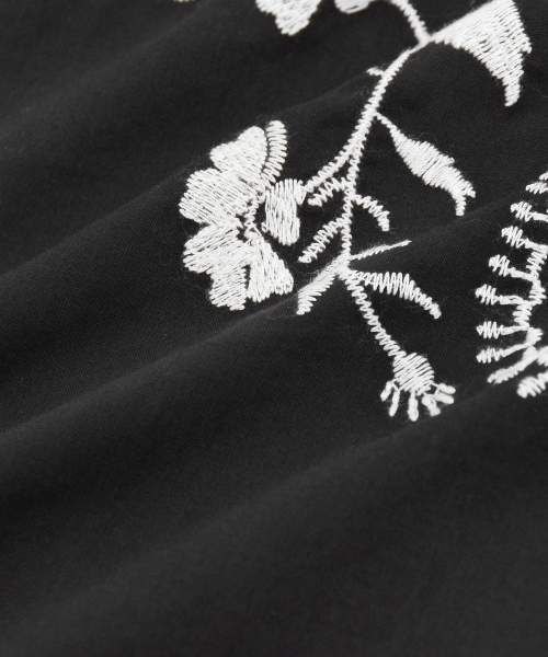 le.coeur blanc（ルクールブラン）の「【WEB限定PRICE】フラワー刺繍スキッパーブラウス（シャツ/ブラウス・レディース・ブラウン系その他3/オフホワイト/ブラック系その他・FREE）」の12枚目の写真
