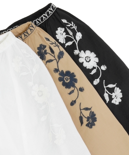 le.coeur blanc（ルクールブラン）の「【WEB限定PRICE】フラワー刺繍スキッパーブラウス（シャツ/ブラウス・レディース・ブラウン系その他3/オフホワイト/ブラック系その他・FREE）」の13枚目の写真