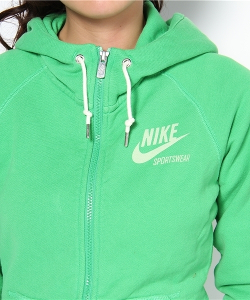 NIKE(ナイキ)の「WMNS ウォッシュド AW77 FZ パーカー(パーカー・レディース・レッド/グリーン/ネイビー・SMALL/MEDIUM)」の7枚目の写真