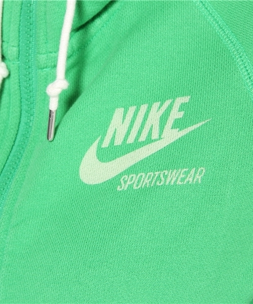 NIKE(ナイキ)の「WMNS ウォッシュド AW77 FZ パーカー(パーカー・レディース・レッド/グリーン/ネイビー・SMALL/MEDIUM)」の9枚目の写真