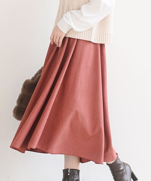 rps（アールピーエス）の「ツイルピーチ起毛ロングスカート（スカート・レディース・キャメル/ブラウン/ネイビー/ダークグリーン/グレー/ダークパープル/ライトカーキ/グレイッシュベージュ/グレー系その他3/ダークブラウン/ベージュ/ブルー/カーキ/パープル/ブラック/オレンジ・M/フリー）」の21枚目の写真