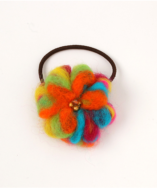 チャイハネ（チャイハネ）の「【チャイハネ】ノンパチウールフラワーヘアゴム（ヘアゴム・レディース・ライトブルー/ホワイト/カラフル/マルチ/ピンク/オレンジ・FREE）」の7枚目の写真