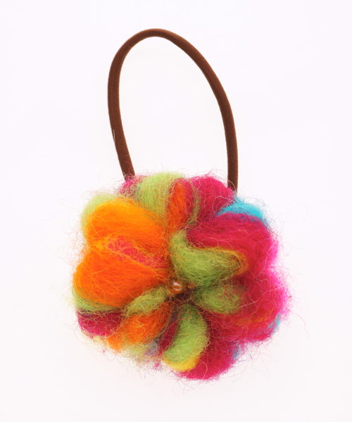 チャイハネ（チャイハネ）の「【チャイハネ】ノンパチウールフラワーヘアゴム（ヘアゴム・レディース・ライトブルー/ホワイト/カラフル/マルチ/ピンク/オレンジ・FREE）」の10枚目の写真