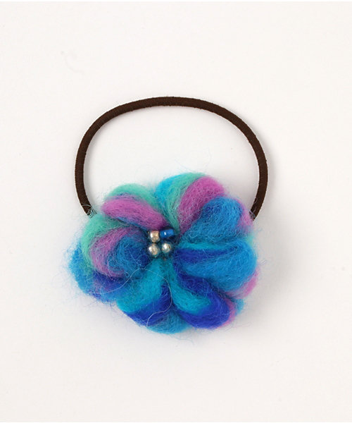 チャイハネ（チャイハネ）の「【チャイハネ】ノンパチウールフラワーヘアゴム（ヘアゴム・レディース・ライトブルー/ホワイト/カラフル/マルチ/ピンク/オレンジ・FREE）」の3枚目の写真