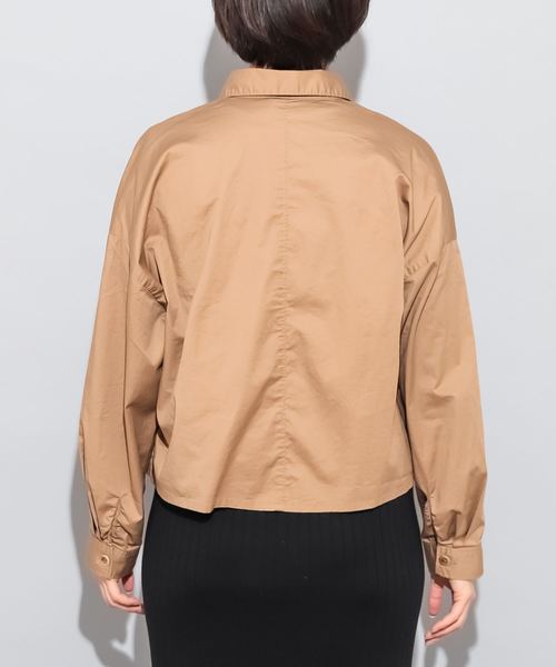 CIAOPANIC(チャオパニック)の「綿ツイルフラップポケット付きシャツ(シャツ/ブラウス・レディース・ベージュ/レッド/アイボリー・FREE)」の10枚目の写真