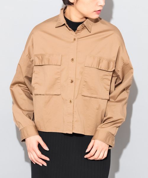 CIAOPANIC(チャオパニック)の「綿ツイルフラップポケット付きシャツ(シャツ/ブラウス・レディース・ベージュ/レッド/アイボリー・FREE)」の11枚目の写真