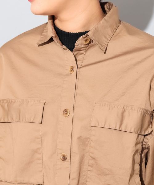 CIAOPANIC(チャオパニック)の「綿ツイルフラップポケット付きシャツ(シャツ/ブラウス・レディース・ベージュ/レッド/アイボリー・FREE)」の12枚目の写真