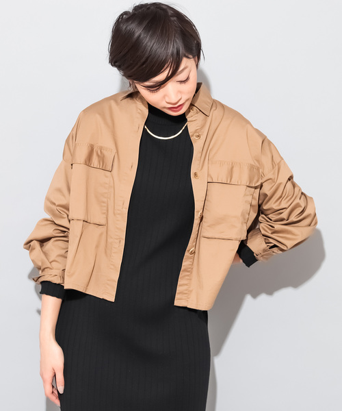 CIAOPANIC(チャオパニック)の「綿ツイルフラップポケット付きシャツ(シャツ/ブラウス・レディース・ベージュ/レッド/アイボリー・FREE)」の7枚目の写真