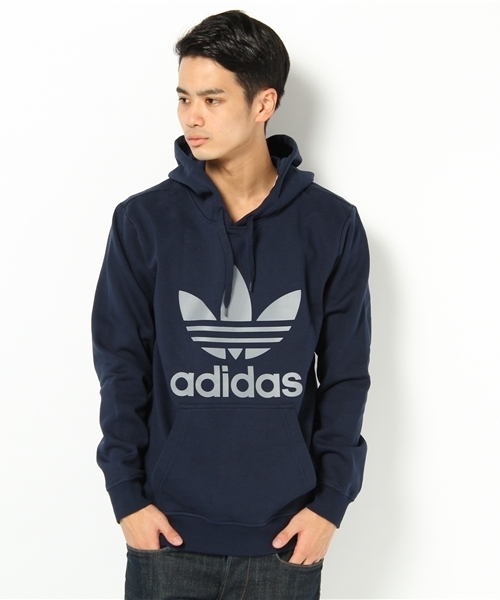 adidas Originals（アディダスオリジナルス）の「アディダス フーディ パーカー <adidas ADI TREFOIL HOODY>（パーカー・メンズ・ブラック/ネイビー・MEDIUM/LARGE/X-LARGE）」の2枚目の写真
