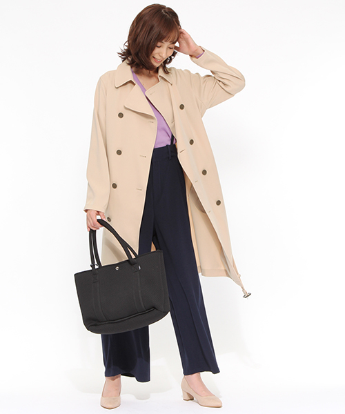 LAKOLE(ラコレ)の「ドレーピートレンチコート / LAKOLE(トレンチコート・レディース・ライトベージュ・SMALL/MEDIUM)」の1枚目の写真