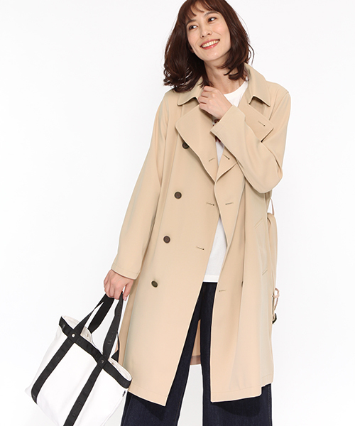 LAKOLE(ラコレ)の「ドレーピートレンチコート / LAKOLE(トレンチコート・レディース・ライトベージュ・SMALL/MEDIUM)」の2枚目の写真