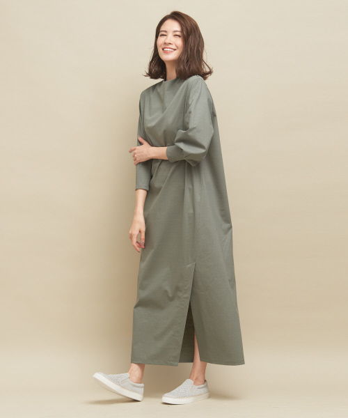 Au BANNISTER(オゥバニスター)の「レーザーカットスニーカー(スニーカー・レディース・ブラック/シルバー/グレイッシュベージュ・38/39/35/36/37)」の19枚目の写真