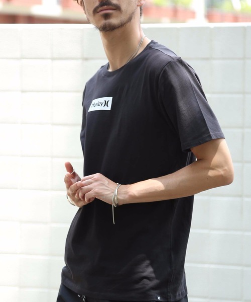 Hurley （ハーレー）の「M HRLY PRM OAO SMALL BOX TEE / ハーレー  ボックスロゴTシャツ  ユニセックス（Tシャツ/カットソー・メンズ・ブラック/ホワイト/ネイビー/オレンジ系その他/スモークグレー/ホワイト系その他/ブラック系その他・SMALL/MEDIUM/LARGE/X-LARGE）」の21枚目の写真