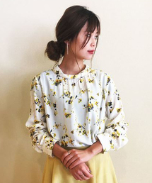 Petit Honfleur | 花柄ロールネックブラウス(シャツ/ブラウス)