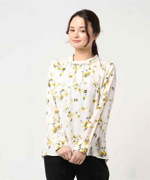 Petit Honfleur（プチオンフルール）の「花柄ロールネックブラウス（シャツ/ブラウス・レディース・ピンク/イエロー・11号/9号/13号）」の21枚目の写真