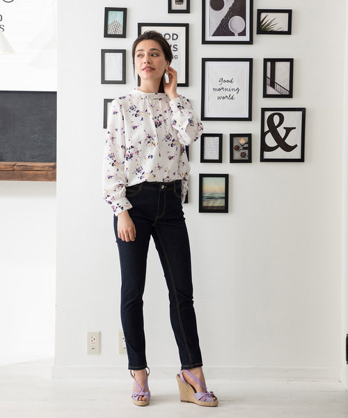 Petit Honfleur（プチオンフルール）の「花柄ロールネックブラウス（シャツ/ブラウス・レディース・ピンク/イエロー・11号/9号/13号）」の22枚目の写真