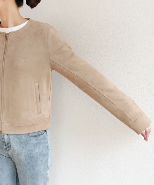 andme(アンドミー)の「フェイクスエードノーカラーライダースジャケット(ブルゾン・レディース・グレー系その他/ブラウン系その他/スミクロ/アイボリー・M/L)」の9枚目の写真