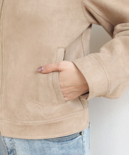 andme(アンドミー)の「フェイクスエードノーカラーライダースジャケット(ブルゾン・レディース・グレー系その他/ブラウン系その他/スミクロ/アイボリー・M/L)」の11枚目の写真