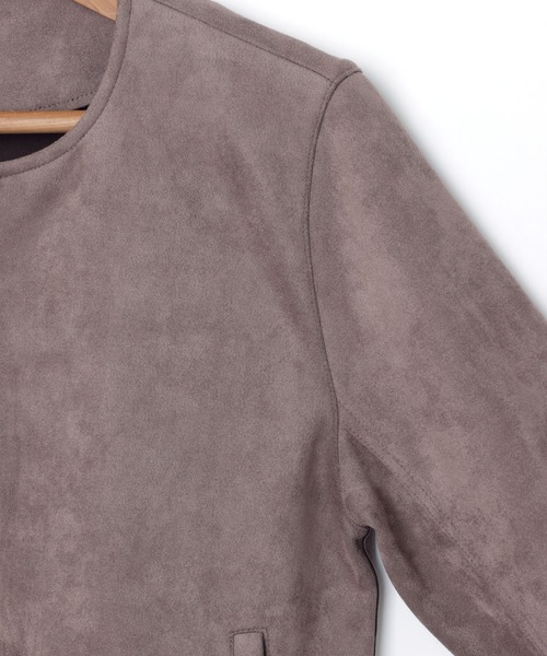 andme(アンドミー)の「フェイクスエードノーカラーライダースジャケット(ブルゾン・レディース・グレー系その他/ブラウン系その他/スミクロ/アイボリー・M/L)」の18枚目の写真